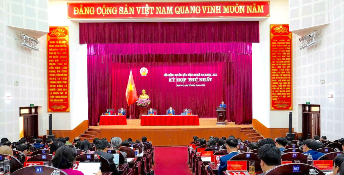 Nghệ An: Phó Bí thư Thường trực Tỉnh uỷ được bầu giữ chức Chủ tịch HĐND tỉnh khoá mới