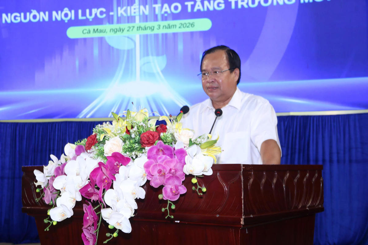 Phó Chủ tịch UBND tỉnh Cà Mau Nguyễn Minh Luân phát biểu tại diễn đàn. Ảnh: Nguyên Du