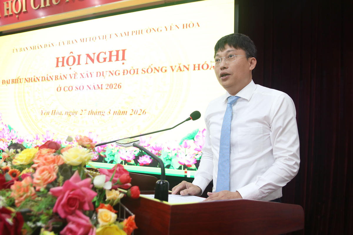 Ông Trần Việt Hà - Phó Bí thư Thường trực Đảng ủy phường Yên Hòa phát biểu tại Hội nghị.