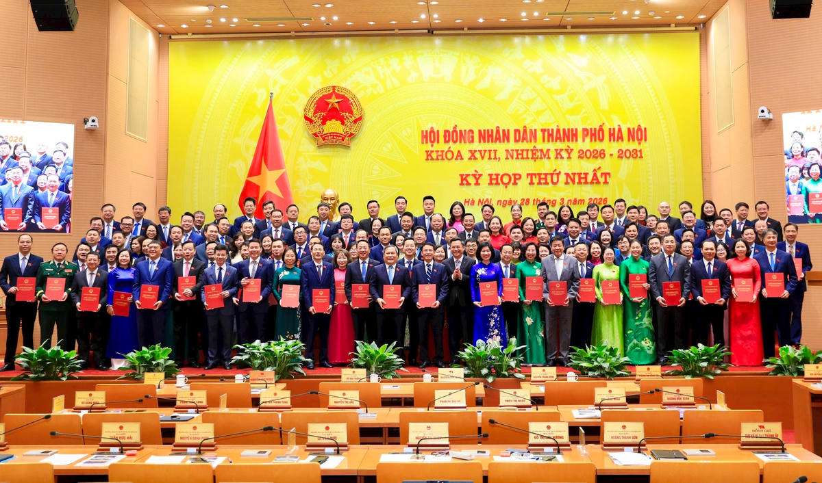 Kỳ họp thứ nhất HĐND Hà Nội khoá XVII: Bầu Chủ tịch Hội đồng nhân dân và Uỷ ban nhân dân 