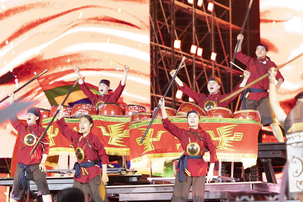 Một tiết mục văn nghệ tại buổi Lễ khai mạc Năm Du lịch Quốc gia-Gia Lai 2026. Ảnh: CV.