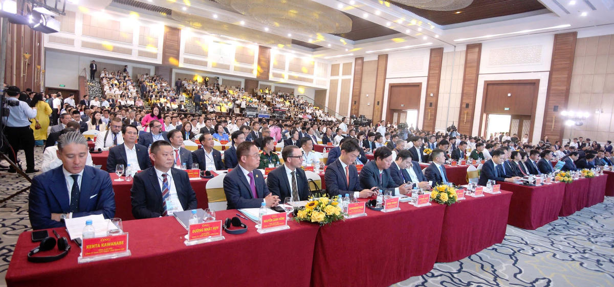 Quang cảnh hội nghị.