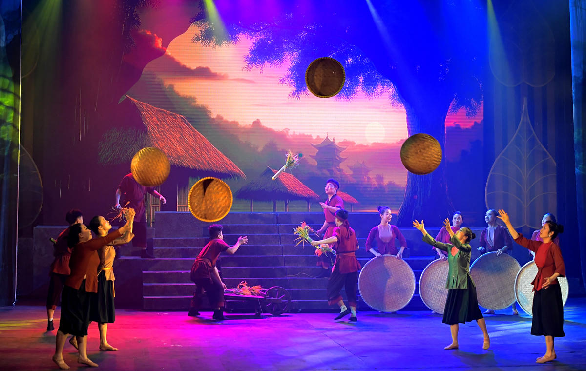 Khung cảnh chợ quê