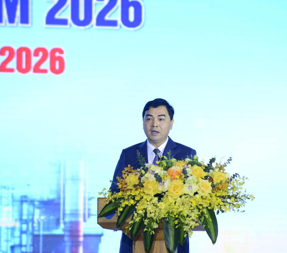 Ông Nguyễn Hoài Anh, Chủ tịch UBND tỉnh Thanh Hóa phát biểu tại hội nghị.