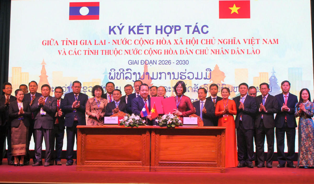 Tỉnh Gia Lai (Việt Nam) và các tỉnh: Attapeu, Champasack, Salavan và Sekong (Lào) ký kết hợp tác giai đoạn 2026 - 2030. Ảnh: CV.