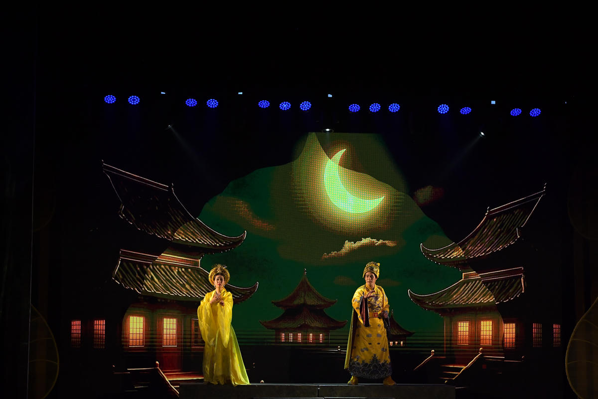 Vở diễn đã hướng tới sự dễ hiểu, dễ xem, nhịp nhanh, ngắn gọn, trực quan, nhưng vẫn truyền tải trọn vẹn thông điệp. 