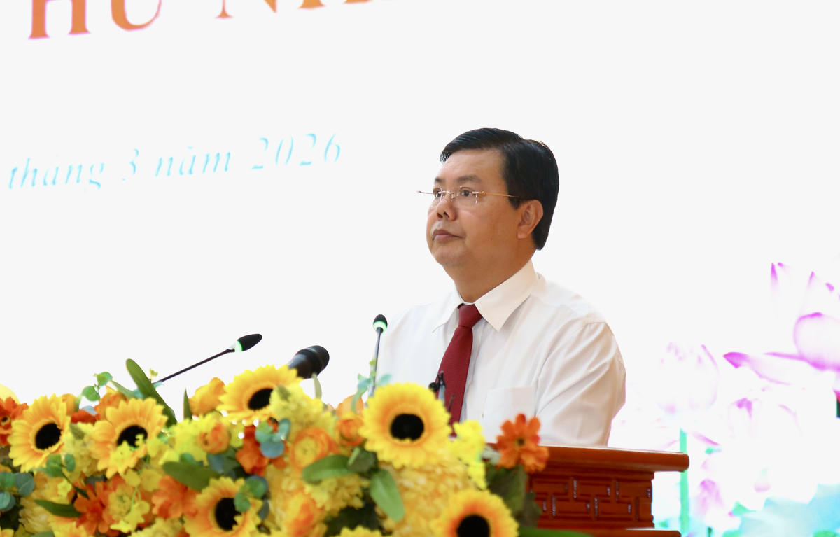 Bí thư Tỉnh uỷ An Giang Nguyễn Tiến Hải phát biểu tại kỳ họp. Ảnh: Thanh Tiến