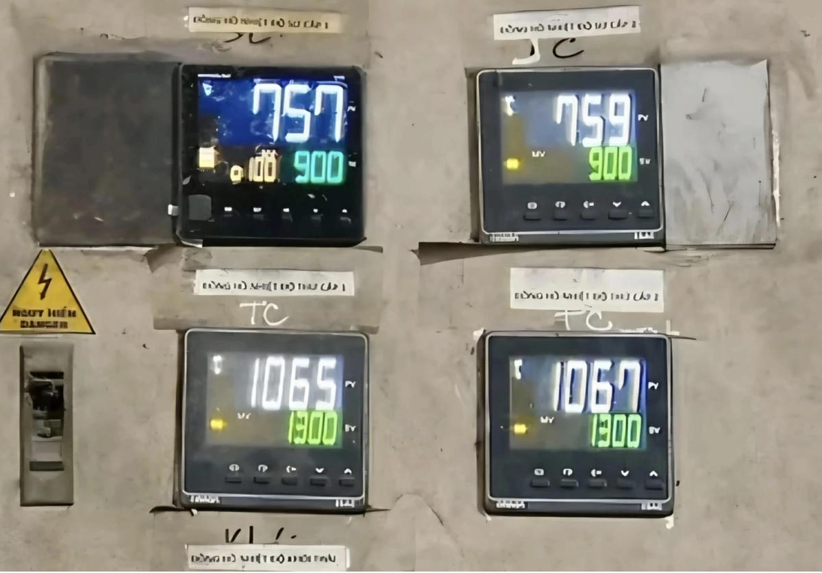 Máy quan trắc bị chỉnh sửa dữ liệu.