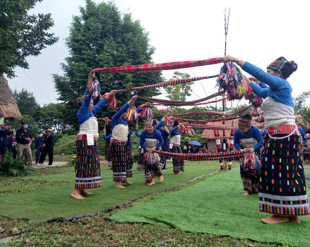 Hội tụ sắc màu văn hóa các dân tộc Việt Nam 