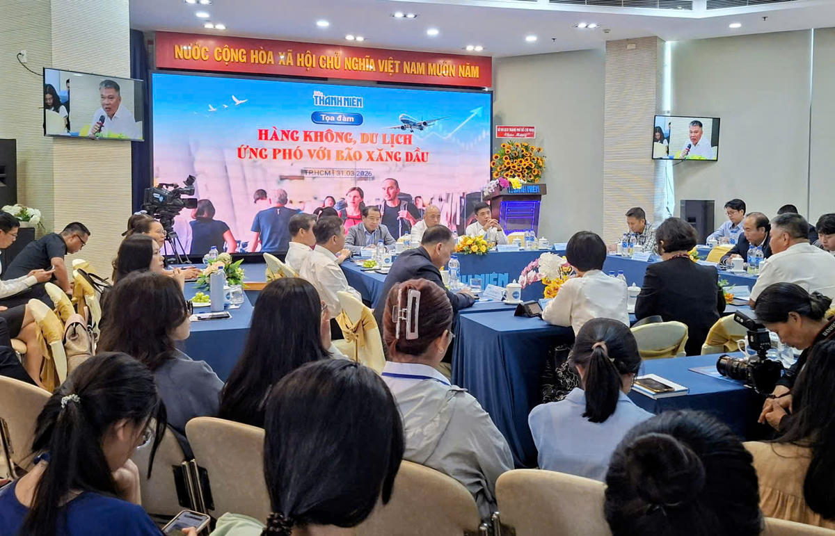 Quang cảnh buổi tọa đàm. Ảnh: S.X