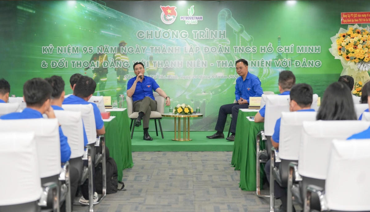 Trọng tâm của chương trình là phiên đối thoại giữa đồng chí Bí thư Đảng ủy, Chủ tịch HĐQT PV GAS Nguyễn Thanh Bình và ĐVTN