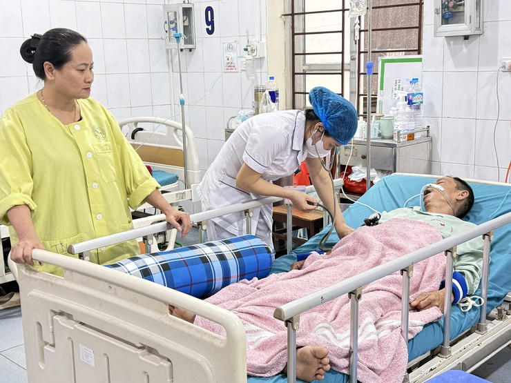 Bệnh viện tuyến dưới: Nâng chất lượng để giữ chân người bệnh