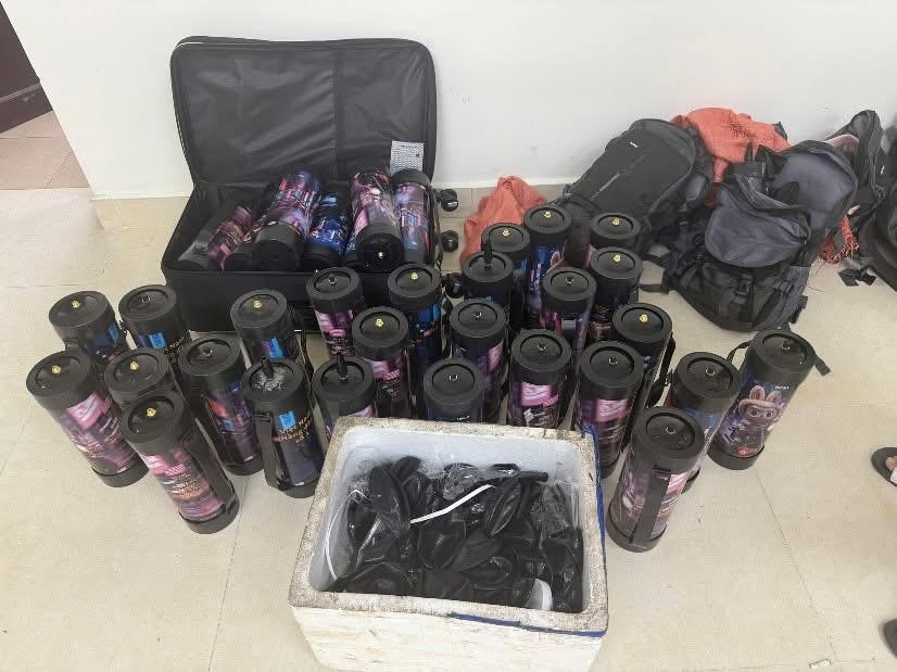 Tang vật vụ án.