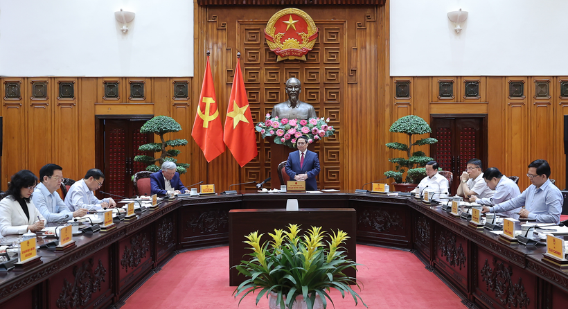 Thủ tướng Chính phủ Phạm Minh Chính chủ trì cuộc họp của Thường trực Chính phủ về công tác chuẩn bị triển khai dự án xây dựng kho dự trữ quốc gia dầu thô tại Nghi Sơn (Thanh Hóa). (Nguồn: Báo Chính phủ).