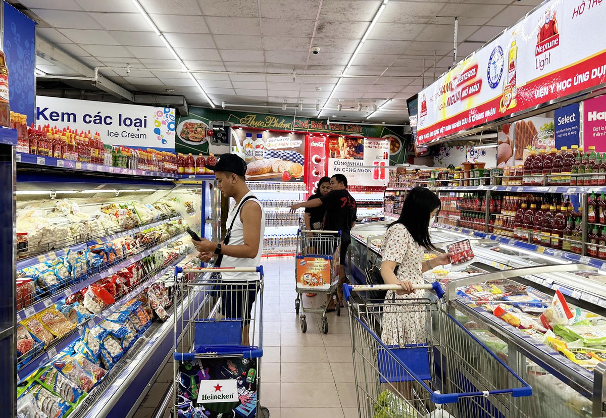 Tháng 4 tại các hệ thống bán lẻ rất nhiều chương trình khuyến mãi được triển khai.

 