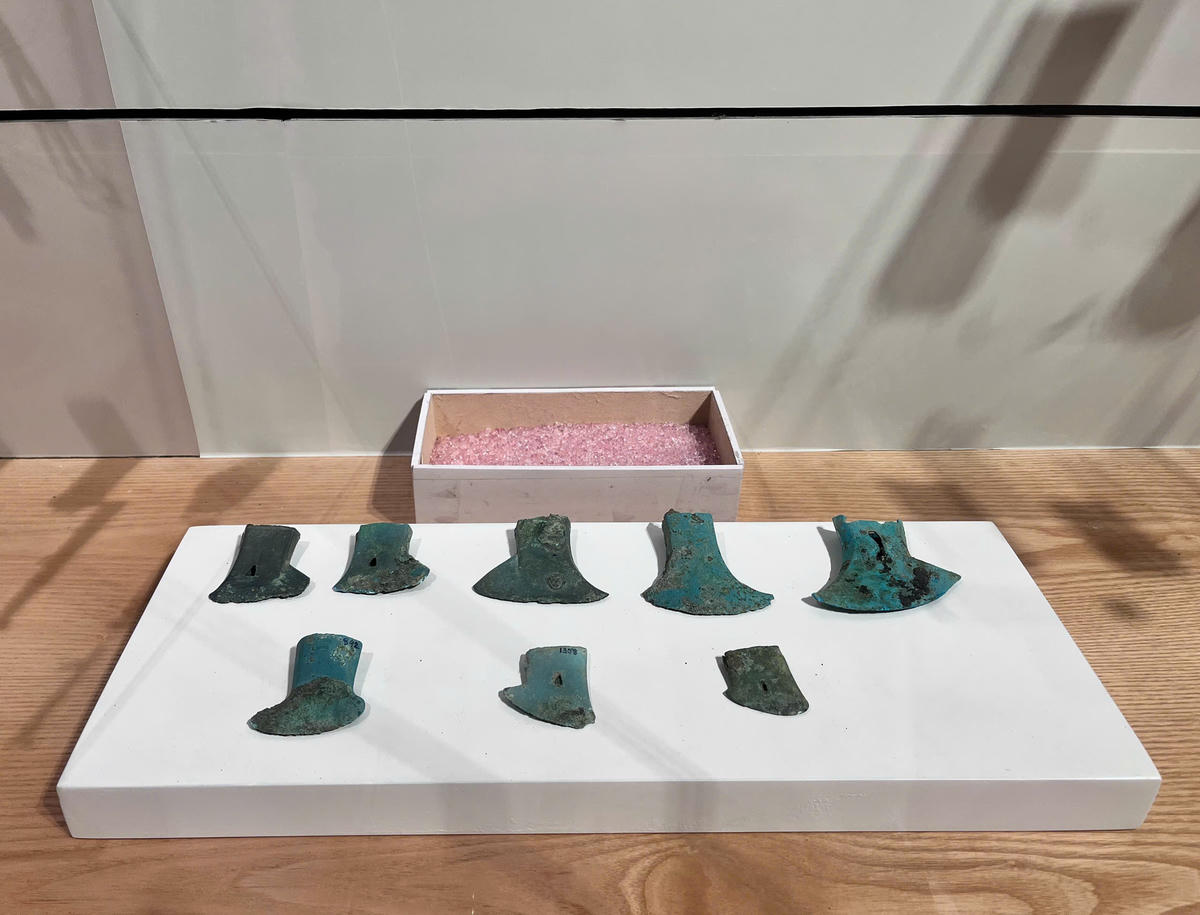 Hiện vật khu “Di tích Vườn Chuối”.&nbsp;