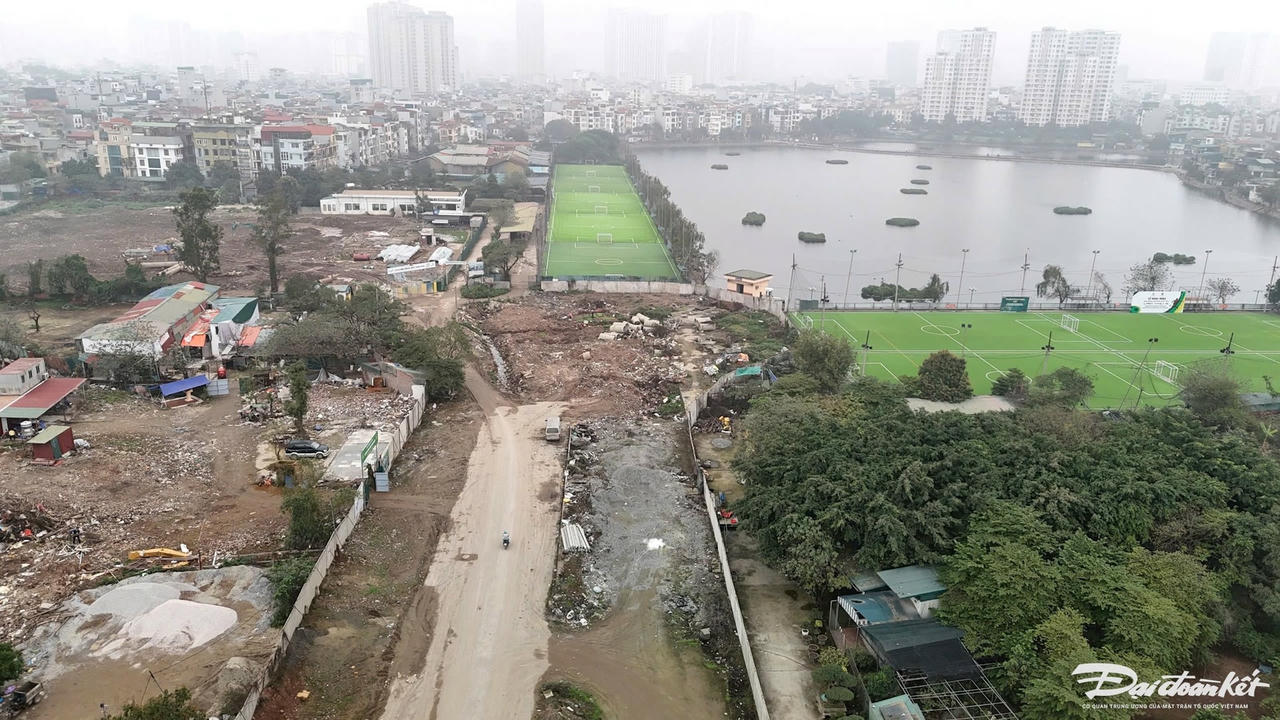 vanh_dai_2.5-le-khanh38.jpg