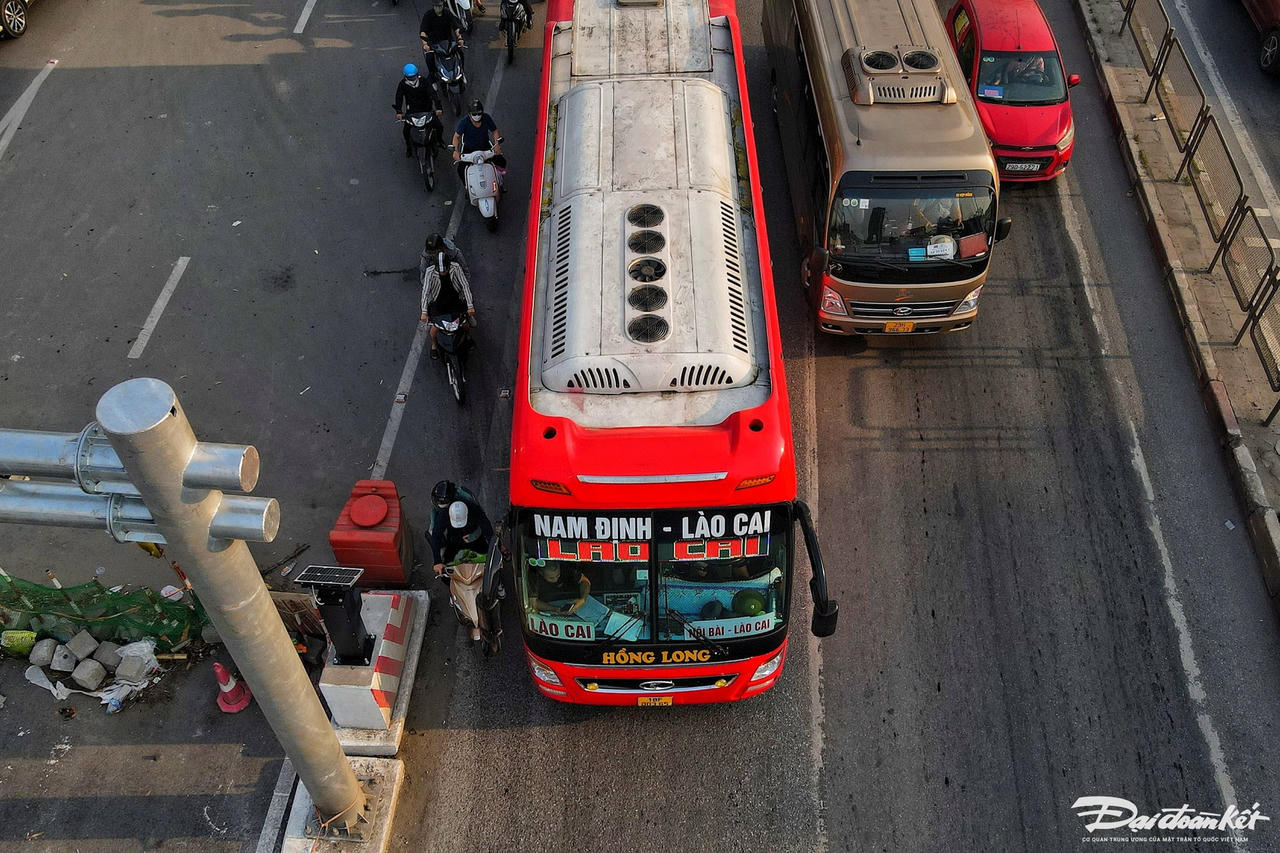 cau_vuot_mai_dich-le-khanh28.jpg