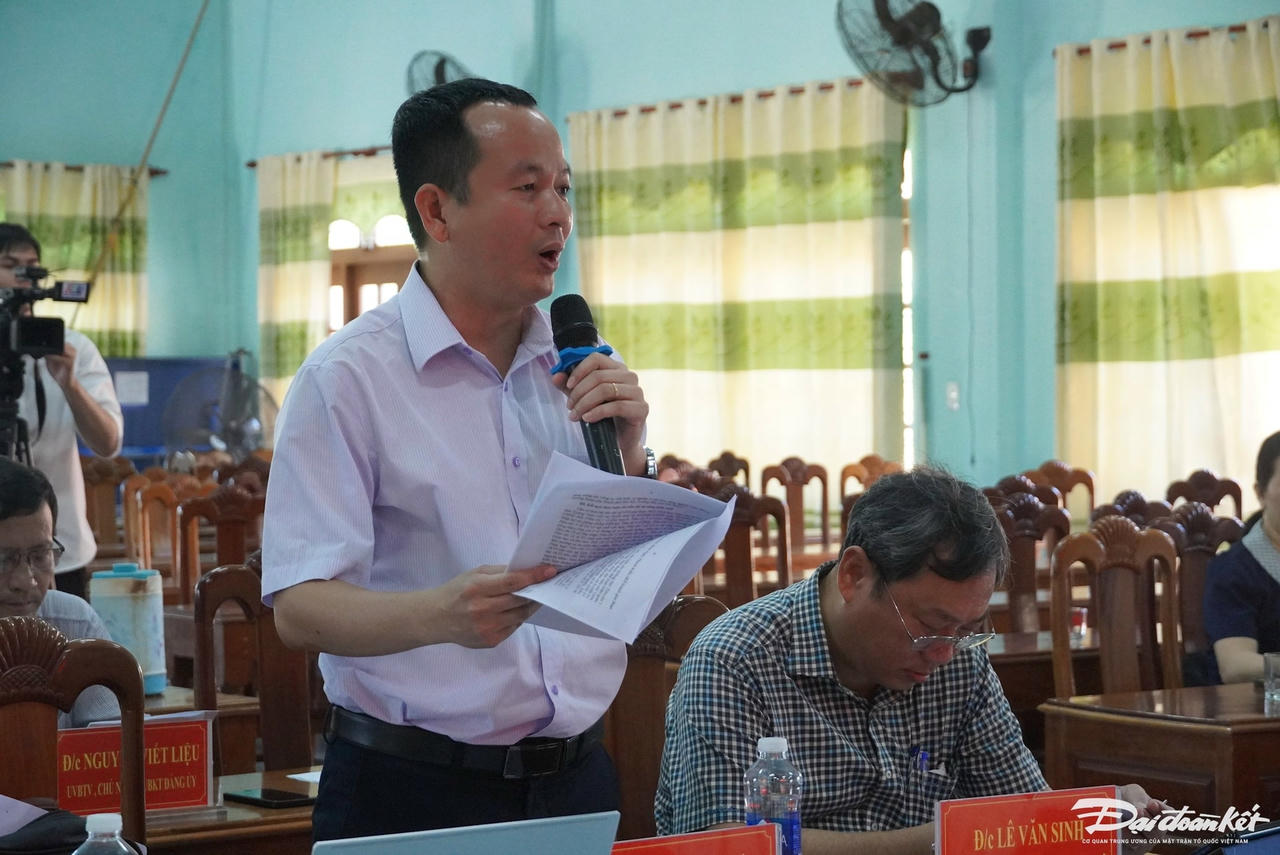LAM VIEC 2