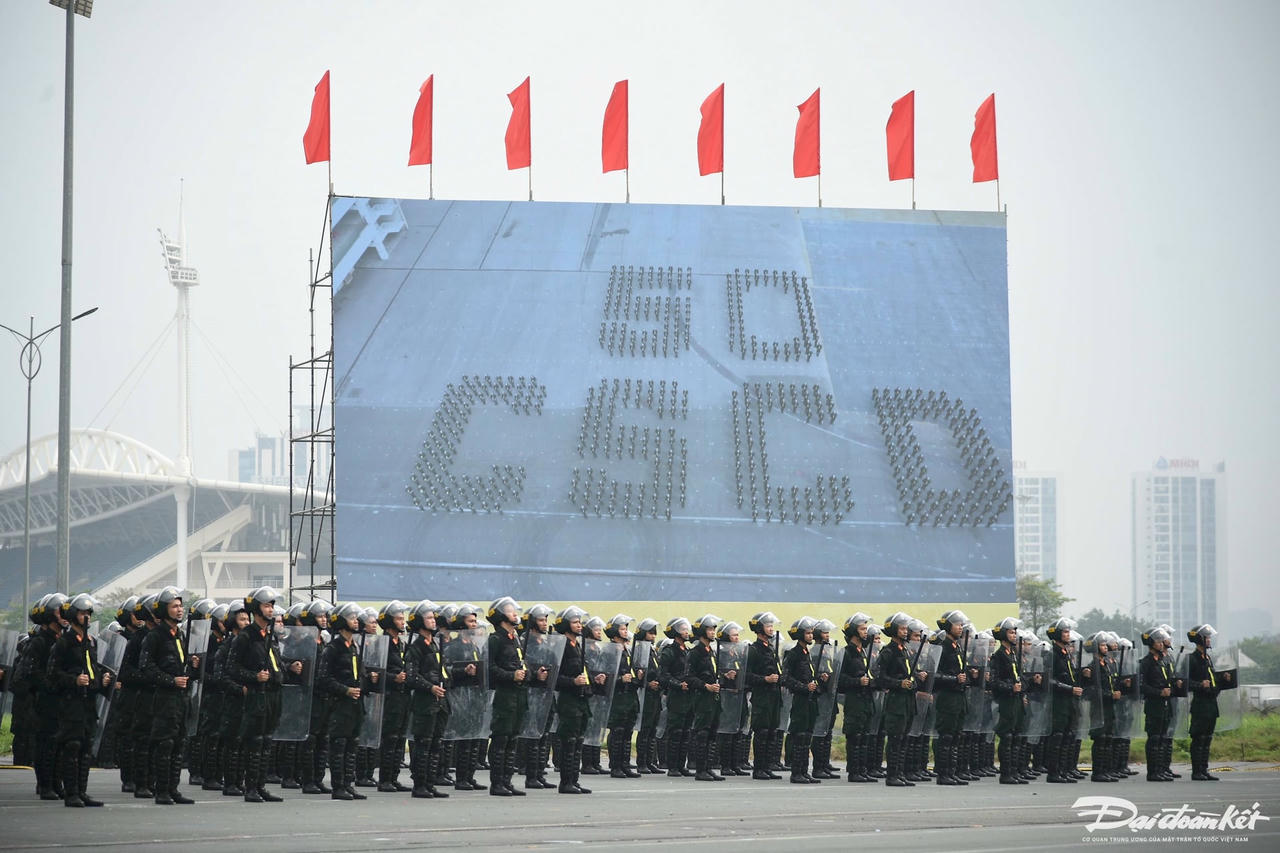 ky-niem-50-nam-canh-sat-co-dongntd_8469.jpg