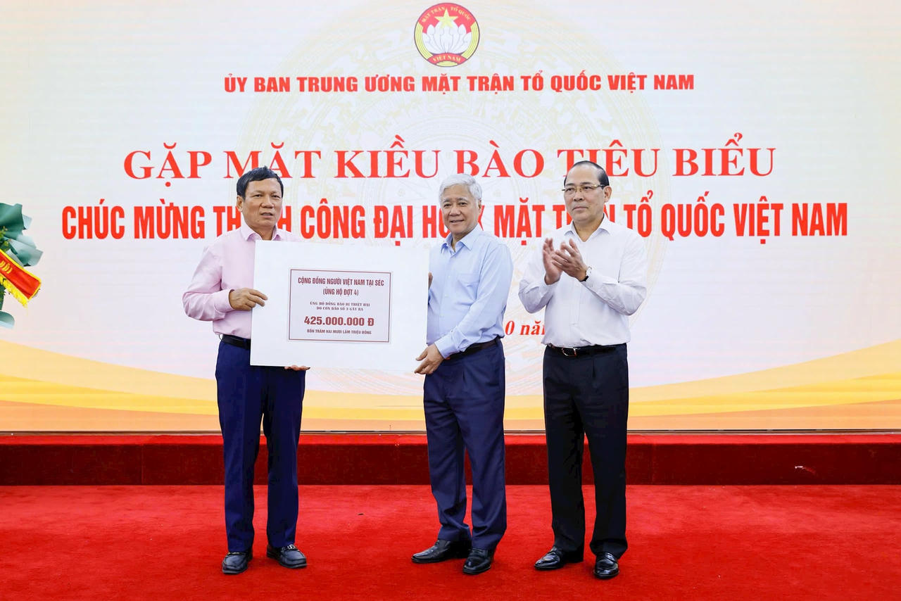 745fc118e48a5dd4049b.jpg