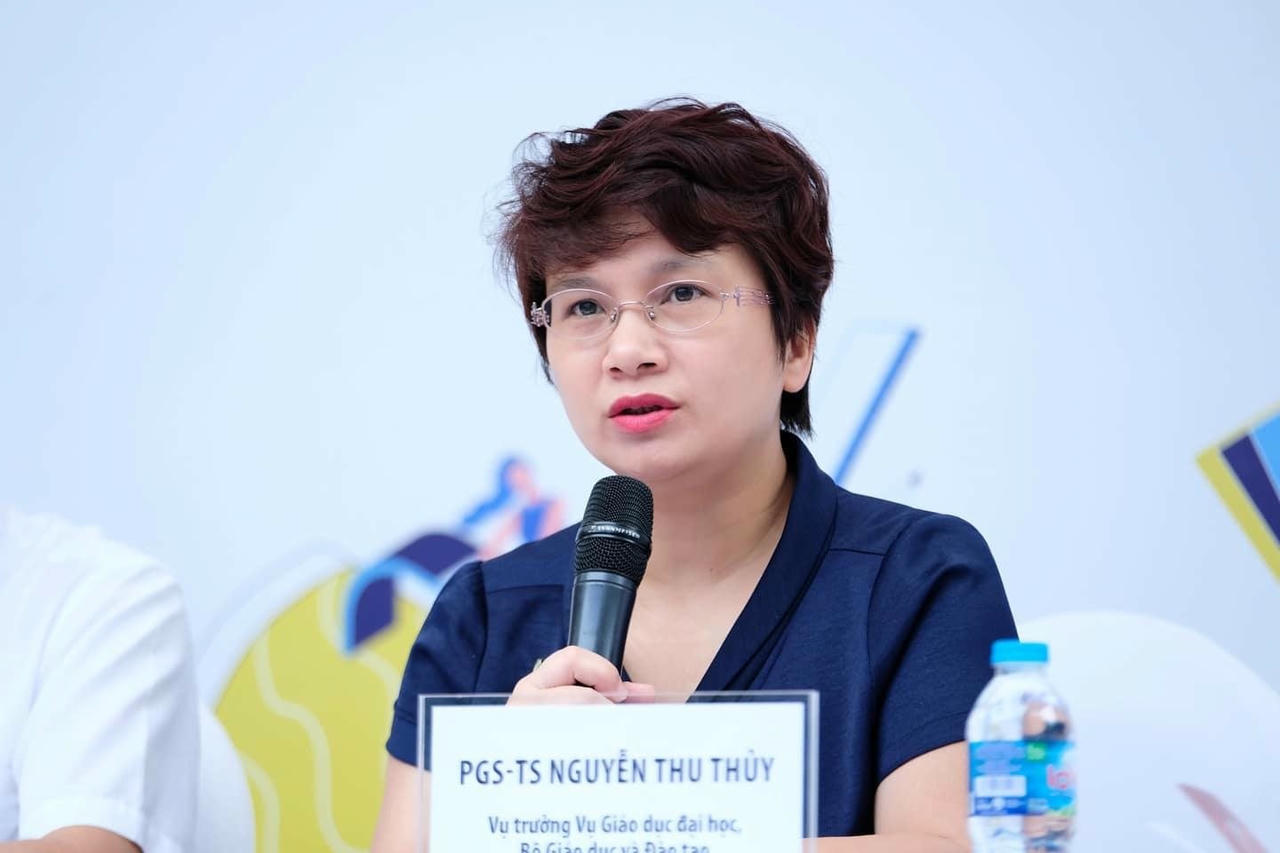 anh-chan-dung.jpg