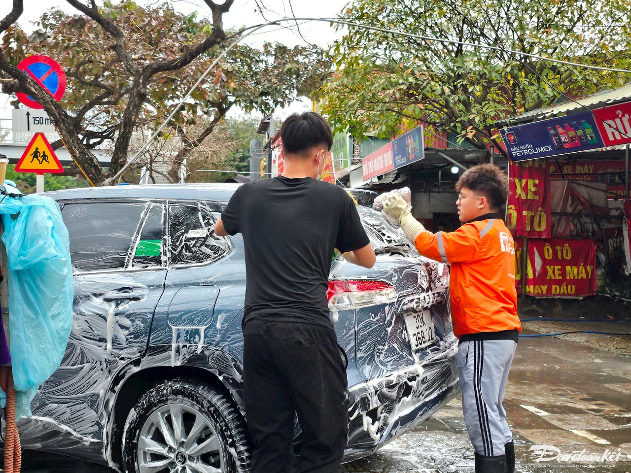 W_rua_xe-le-khanh19.jpg