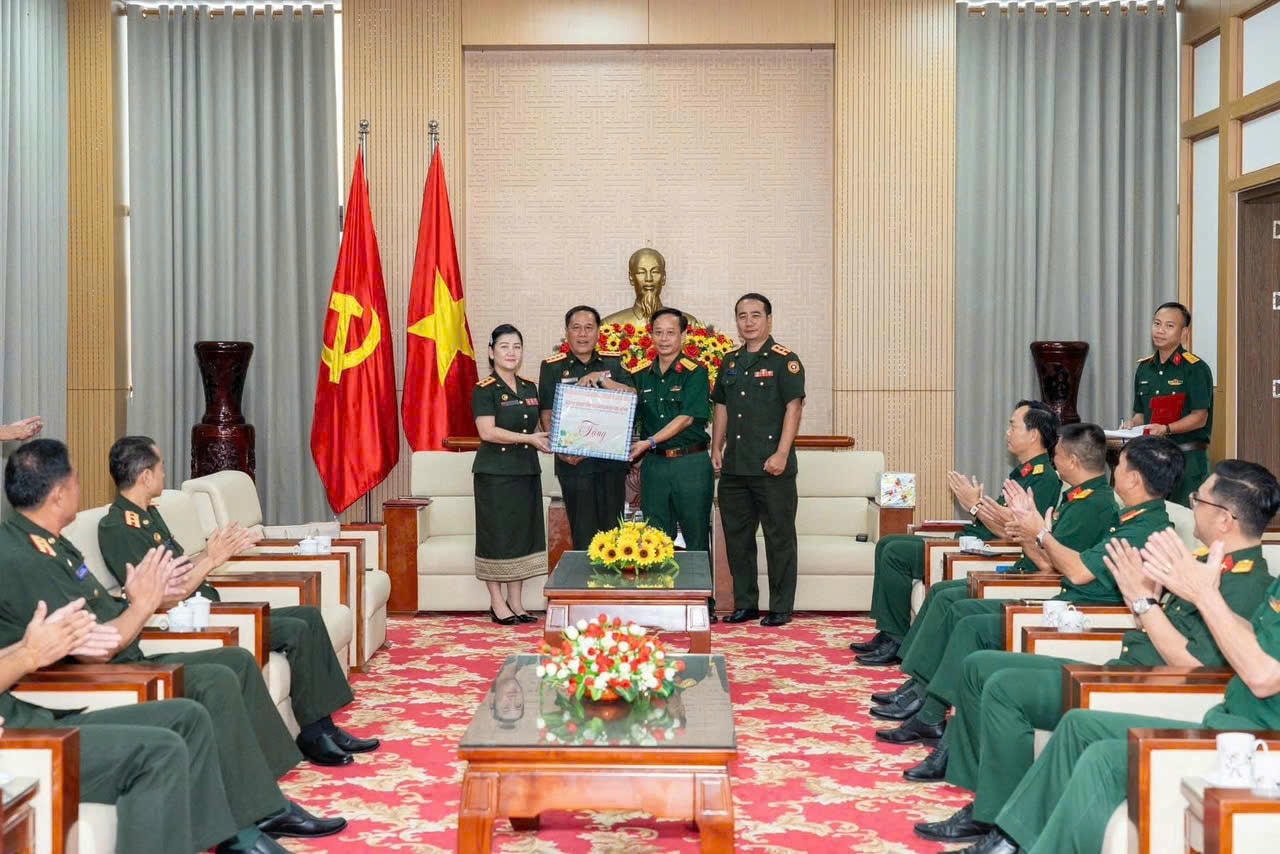 VAN NGHE 1