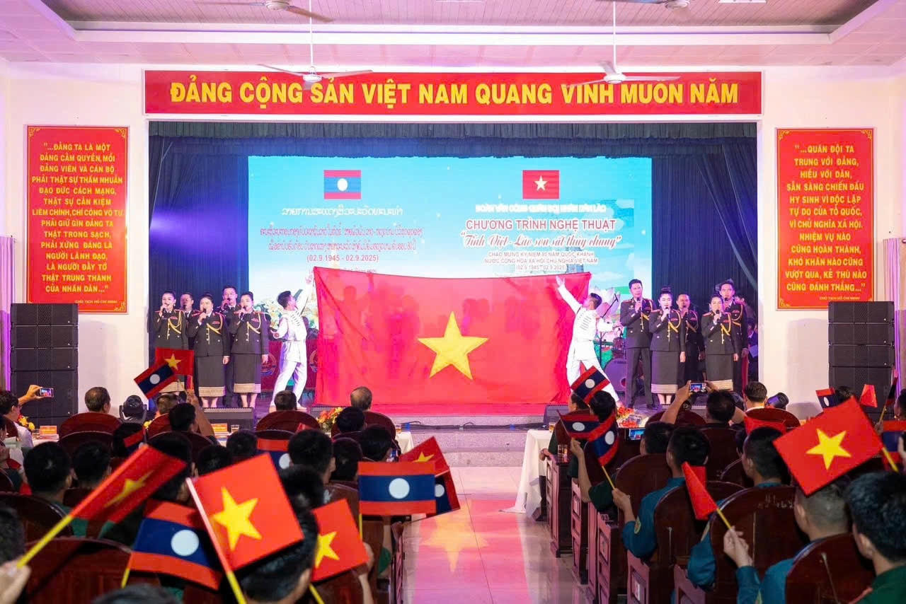 VAN NGHE 2