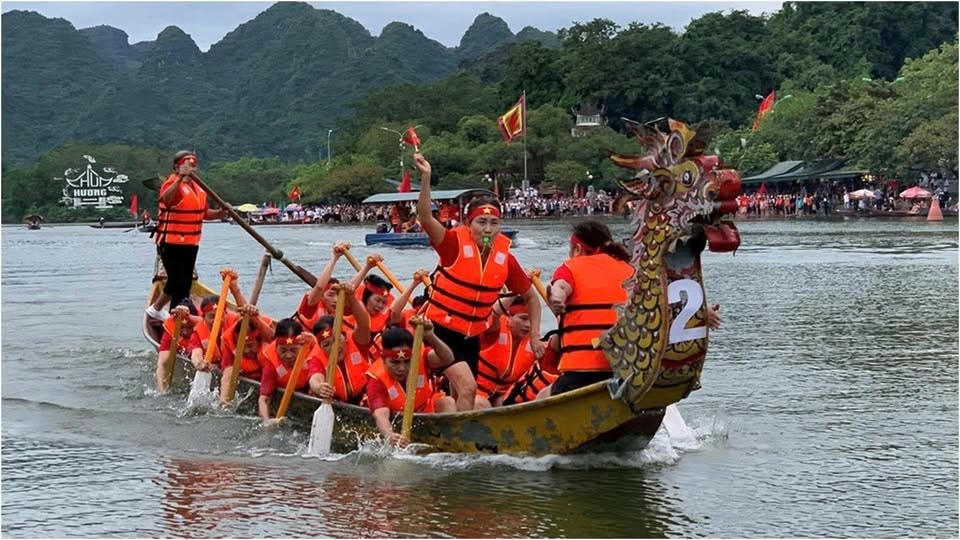 hương sơn 22-8