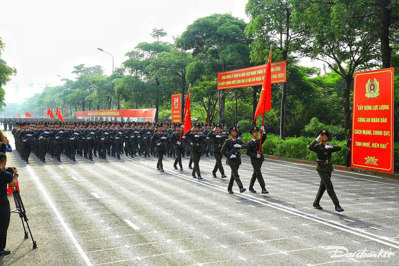 diễu binh21