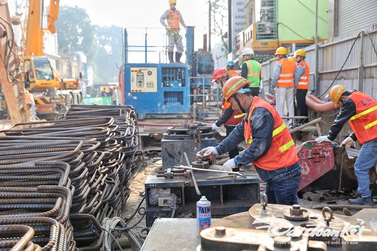 W_thu_tuong-le-khanh4.jpg