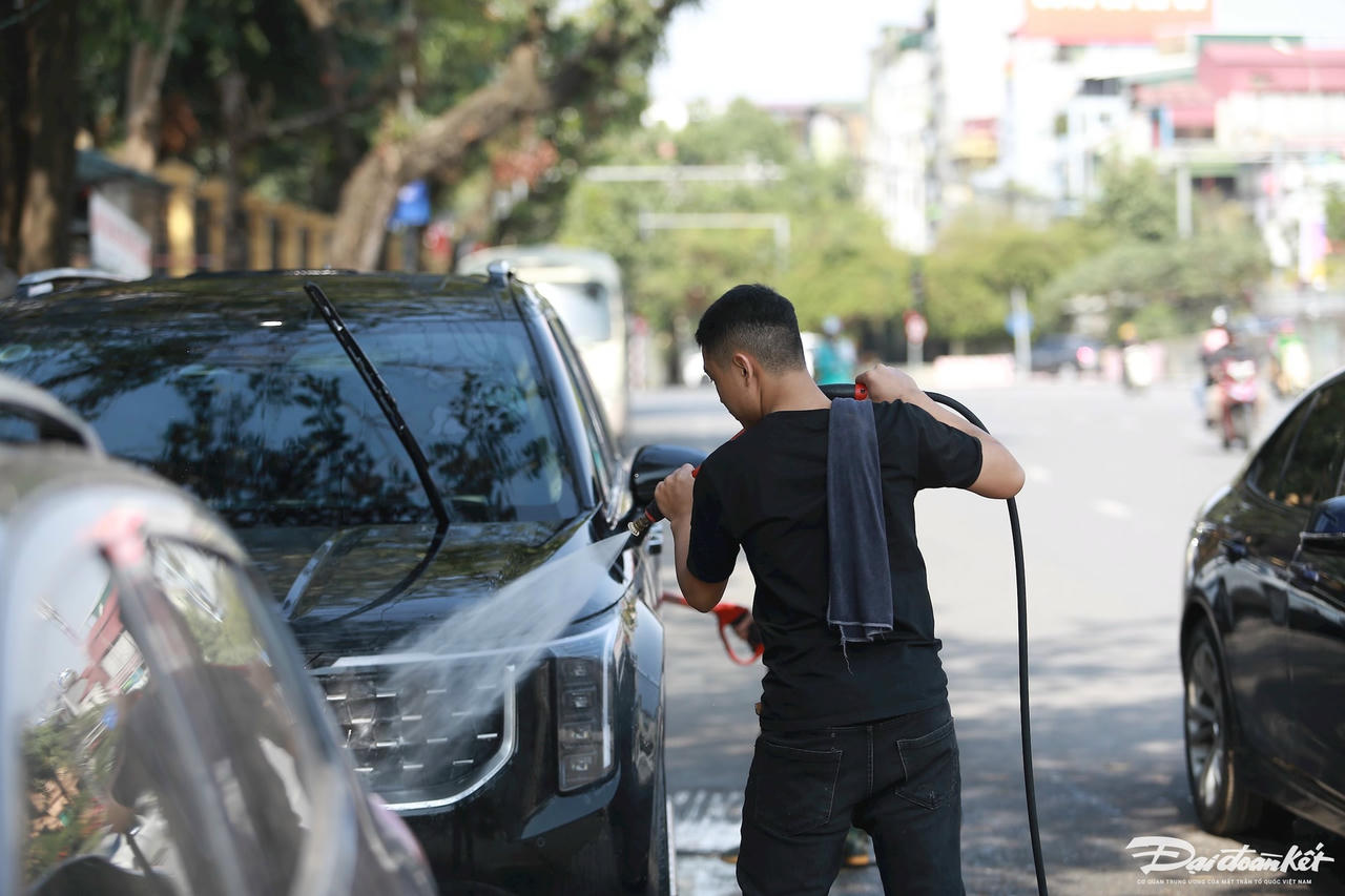 rua_xe-le-khanh3.jpg