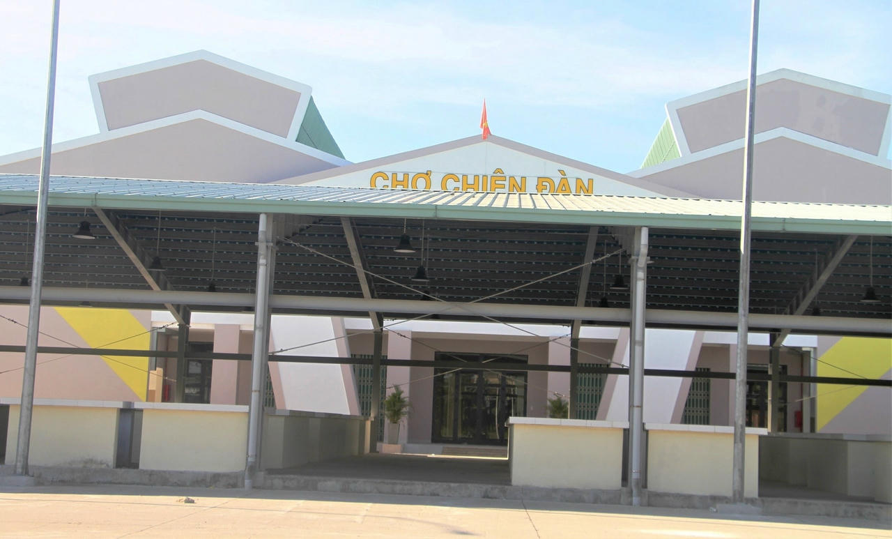 Anh bai tren