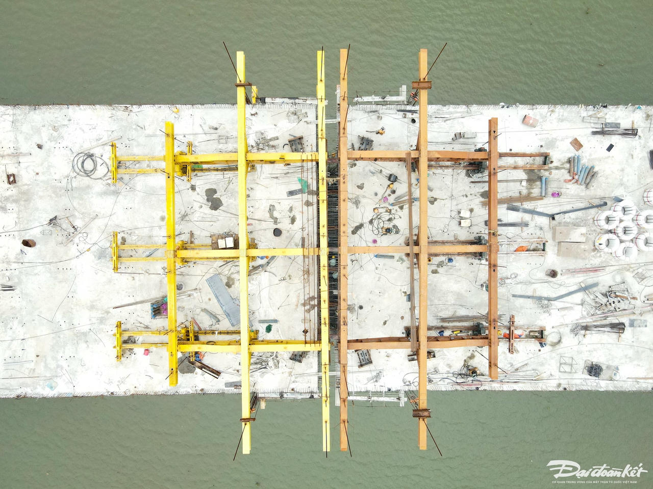 dji_fly_20241125_103356_282_1732505672005_photo.jpg