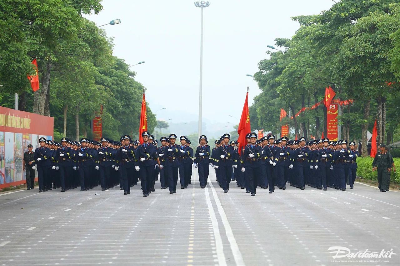 diễu binh26