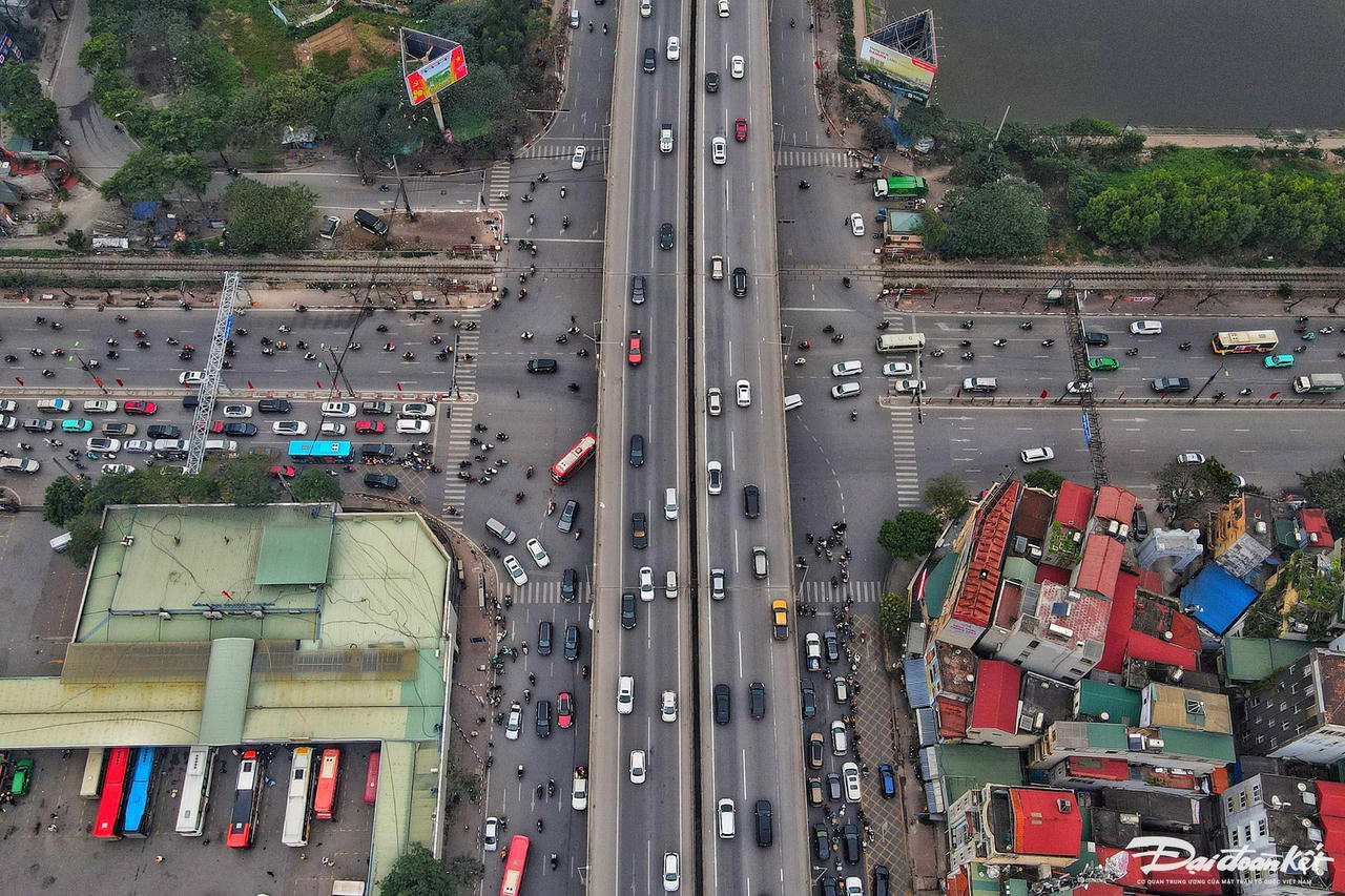 W_nguoi_dan_ve_que-le-khanh21.jpg