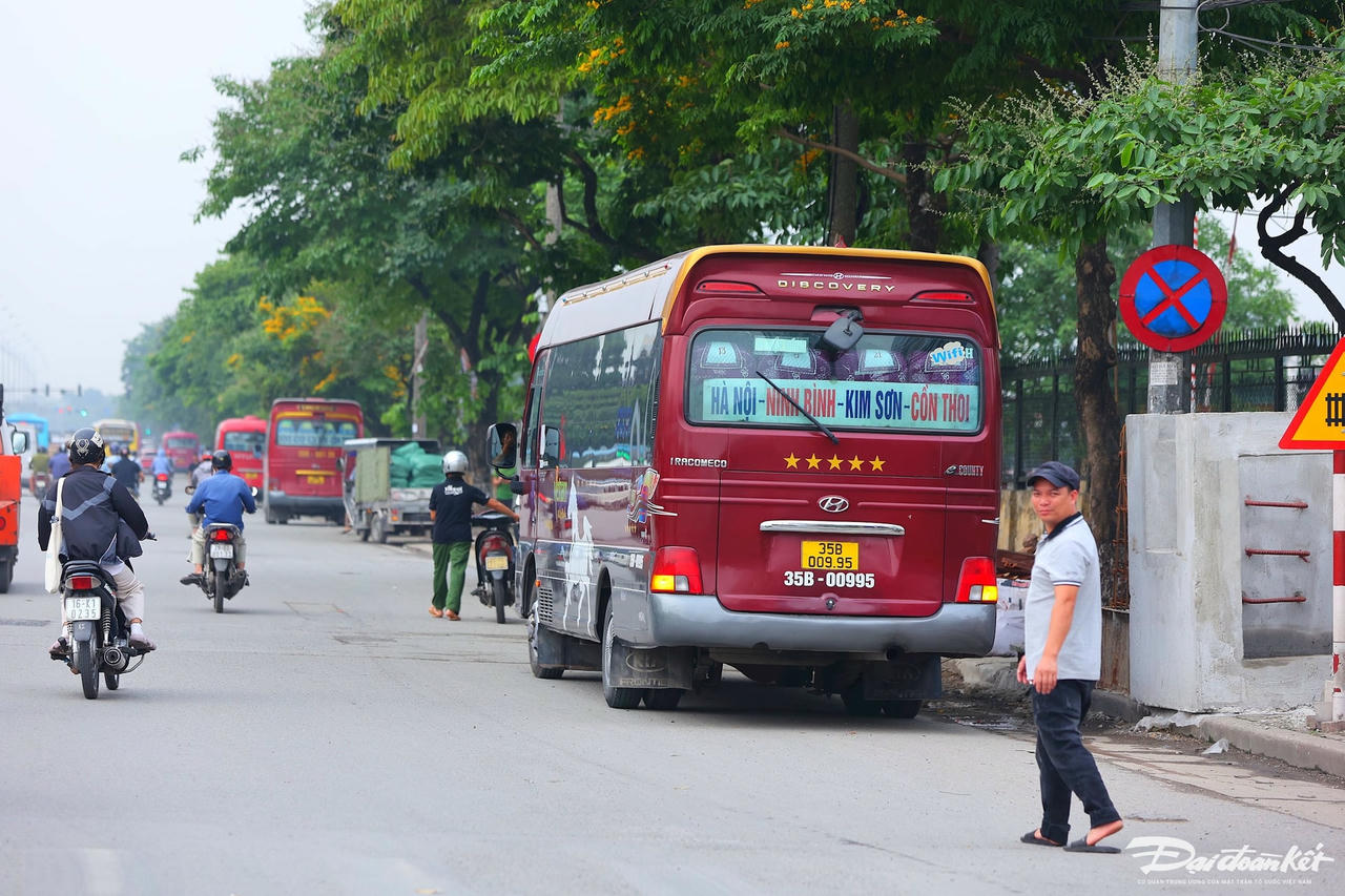 xe_du_ben_coc-le-khanh3.jpg