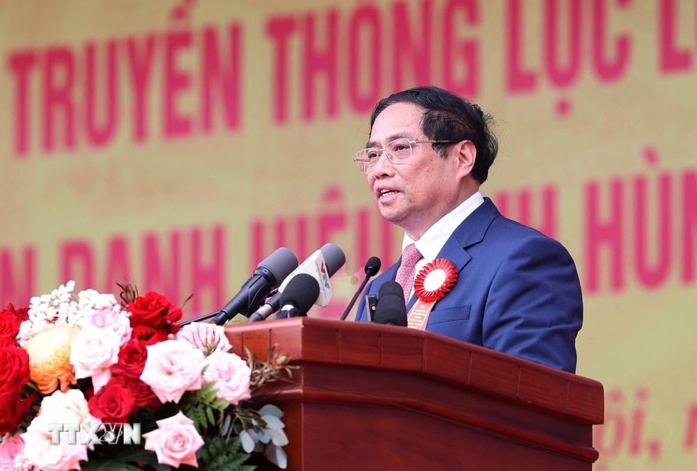 Thủ tướng Phạm Minh Chính phát biểu tại Lễ kỷ niệm 50 năm Ngày truyền thống lực lượng Cảnh sát Cơ động. (Ảnh: Dương Giang/TTXVN) TTXVN_1404Thutuong9.jpg