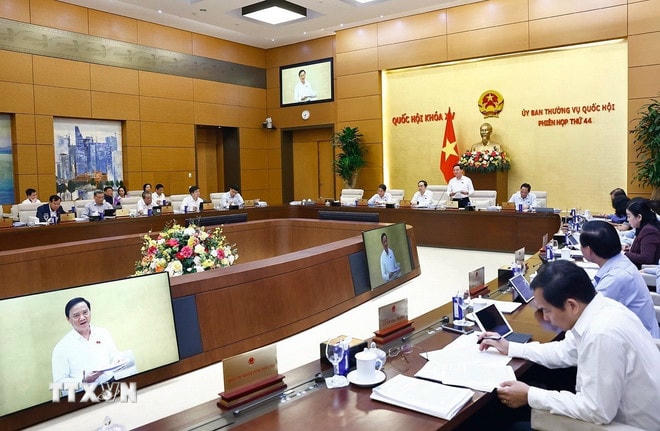Quang cảnh phiên họp. (Ảnh: Doãn Tấn/TTXVN) ttxvn-ubtvqh-hai-phong.jpg