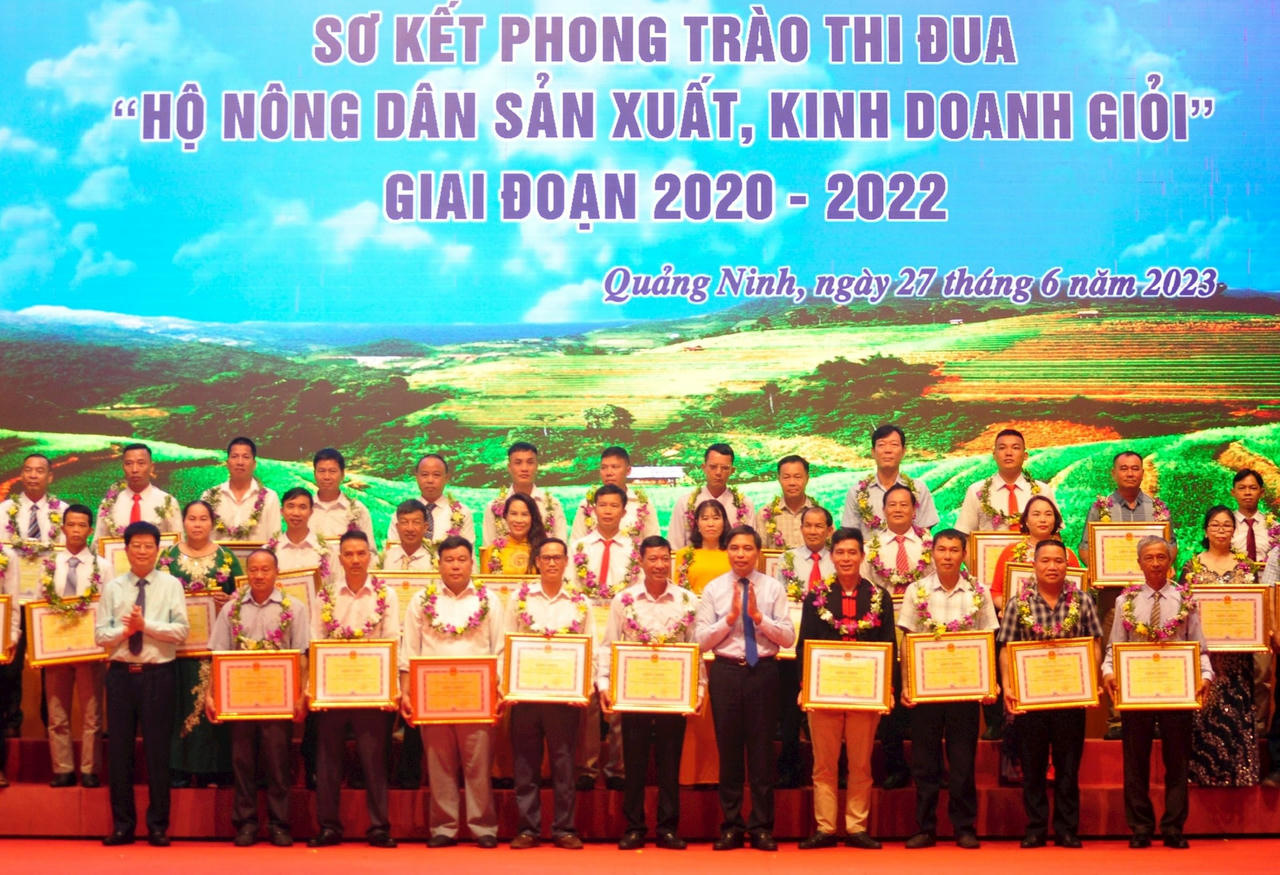 tinh-quang-ninh-tuyen-duong-cac-ho-nong-dan-tieu-bieu-dat-danh-hieu-ho-nong-dan-san-xuat-kinh-doanh-gioi-cap-tinh-giai-doan-2020-2022..jpg