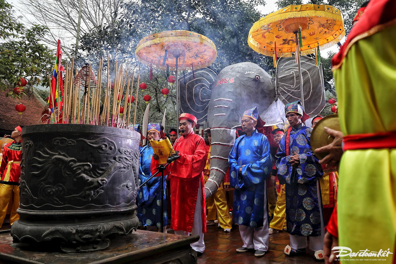 W_hoi_giong_soc_son-le-khanh6.jpg