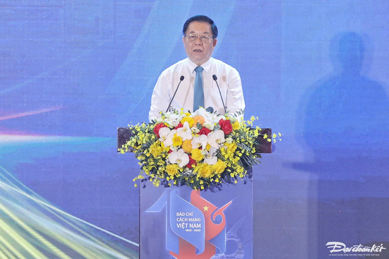 Nguyễn Trọng Nghĩa, Ủy viên Bộ Chính trị, Bí thư Trung ương Đảng, Trưởng ban Tuyên giáo và Dân vận Trung ương phát biểu tại lễ khai mạc. 