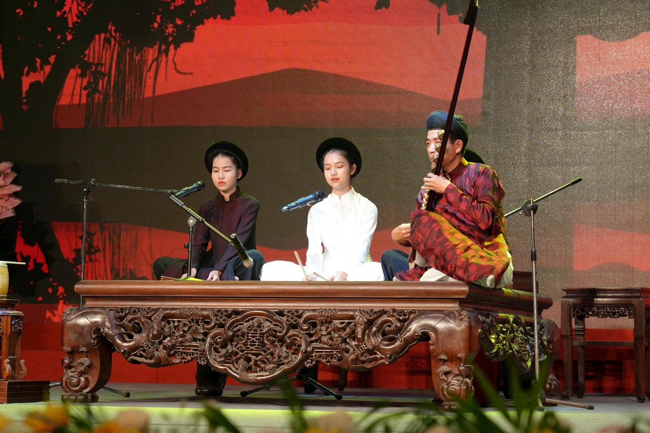 bieu-dien-ca-tru-5.jpg