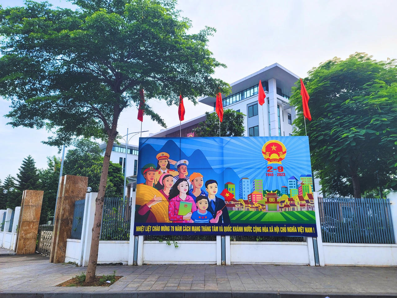 Pano được trang trí 