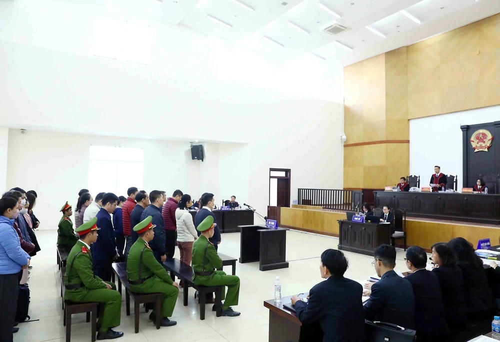 Quang cảnh phiên tòa. (Ảnh: Phạm Kiên/TTXVN) ttxvn-phuc-tham-chuyen-bay-giai-cuu-1-3748.jpg
