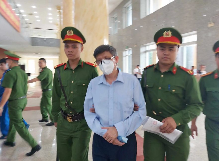 xet-xu-phuc-tham-vu-viet-a-cuu-bo-truong-y-te-nop-khac-phuc-them-1-ty-dong-ddk.png