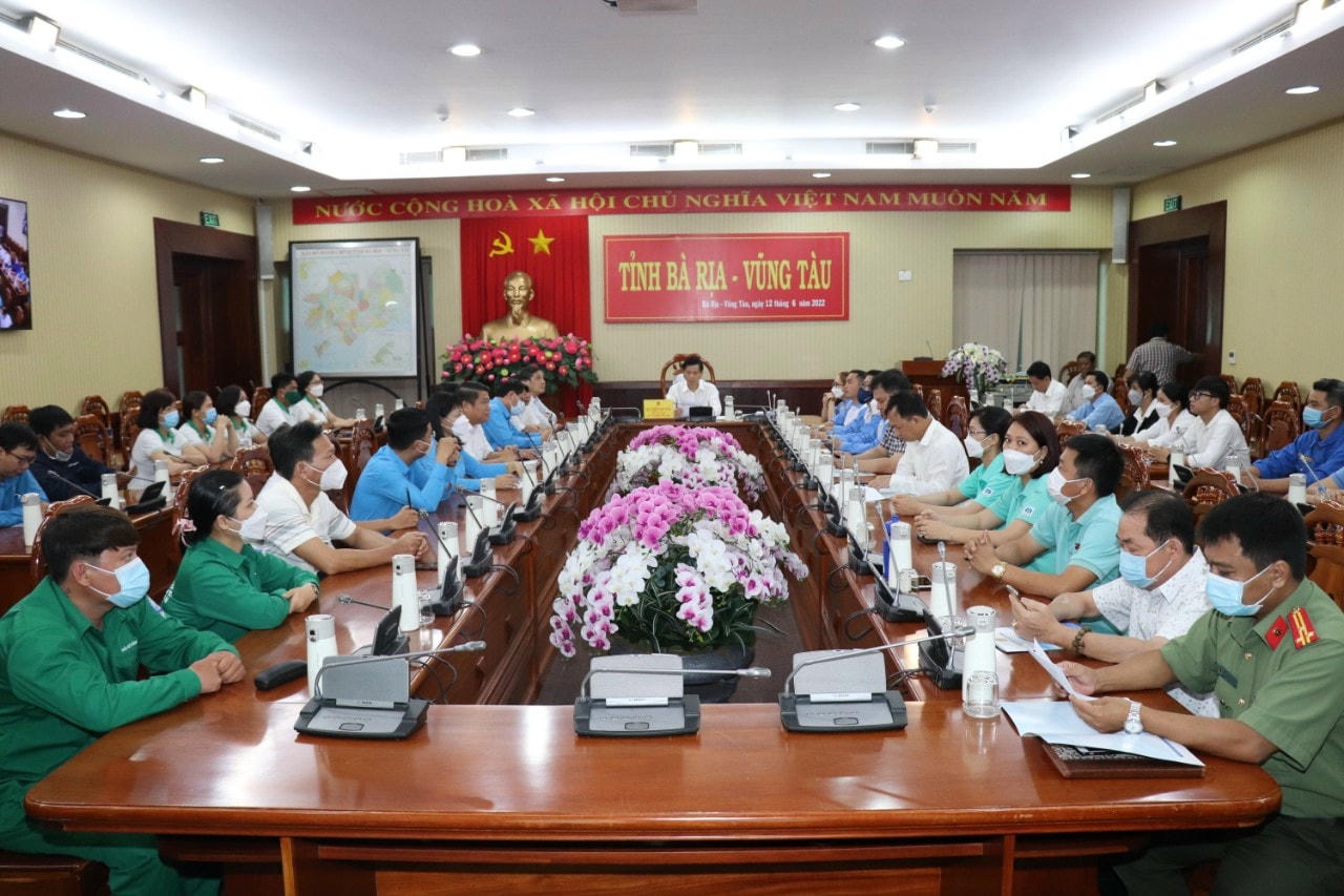 Tại điểm cầu tỉnh Bà Rịa - Vũng Tàu trong buổi đối thoại của Thủ tướng Chính phủ với công nhân và người lao động.