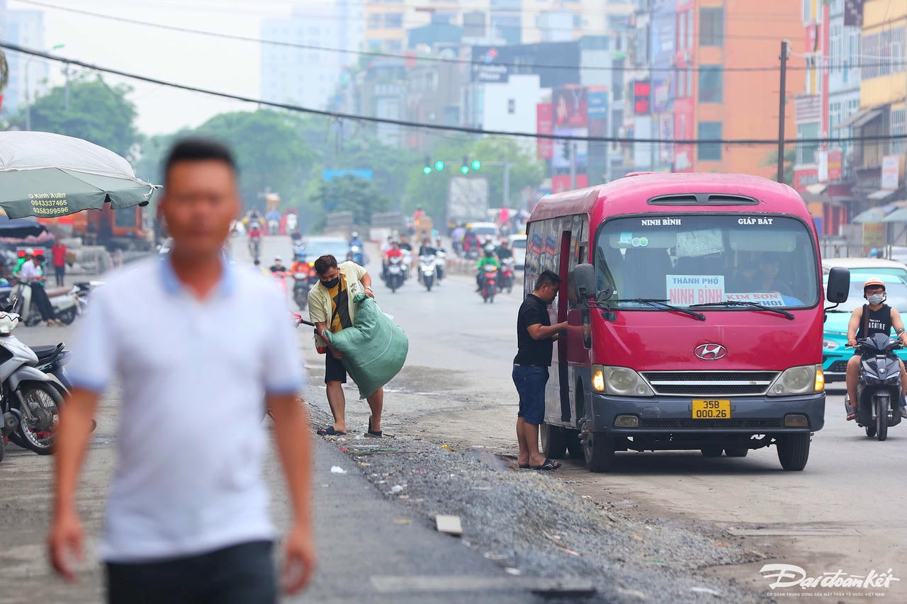 xe_du_ben_coc-le-khanh2.jpg