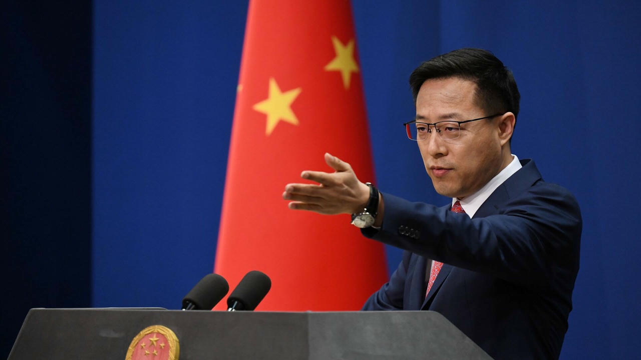 Người phát ngôn Bộ Ngoại giao Trung Quốc Triệu Lập Kiên. Ảnh: CNN.